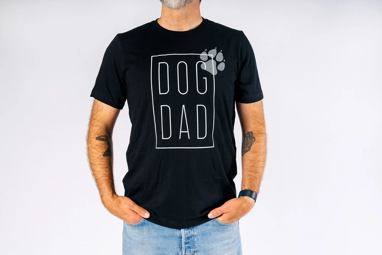 P.L.A.Y. Dog Dad t-shirt unisex bomull