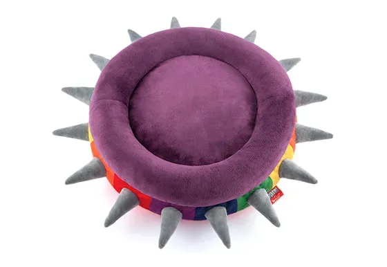 P.L.A.Y. Spiked Rainbow hundbädd S regnbåge
