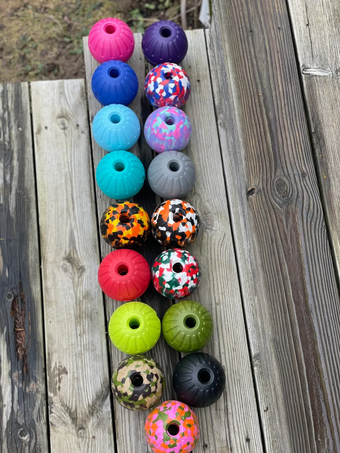 NewDog Foamboll belöningsboll 9 cm med handtag