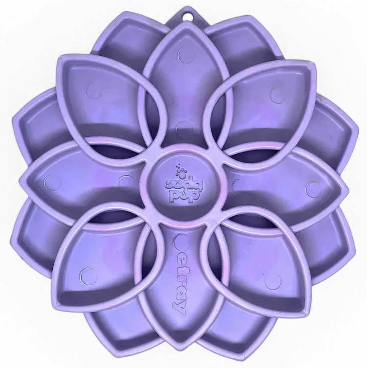 SodaPup Mandala Softie slickmatta lila sugkopp