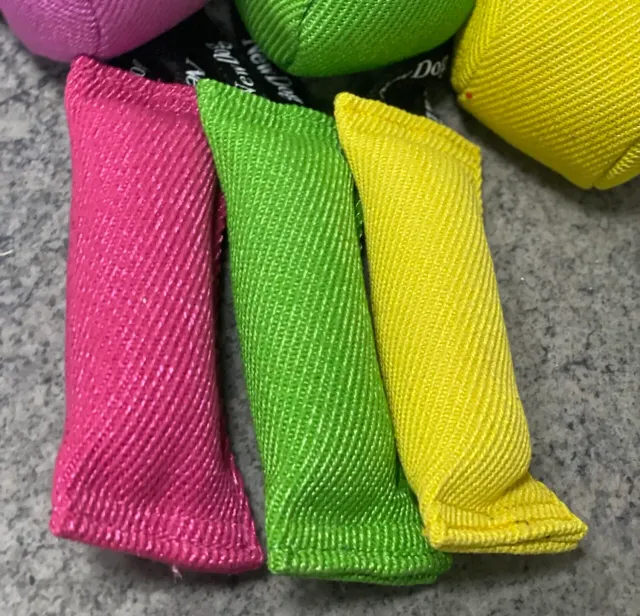NewDog Kampdutt 20 cm kampleksak nylonhandtag