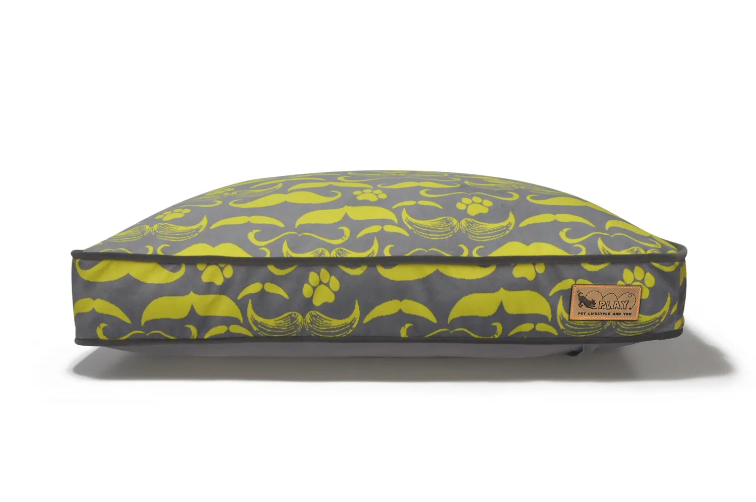 P.L.A.Y. Mustache hundbädd sammet Midnight Gray