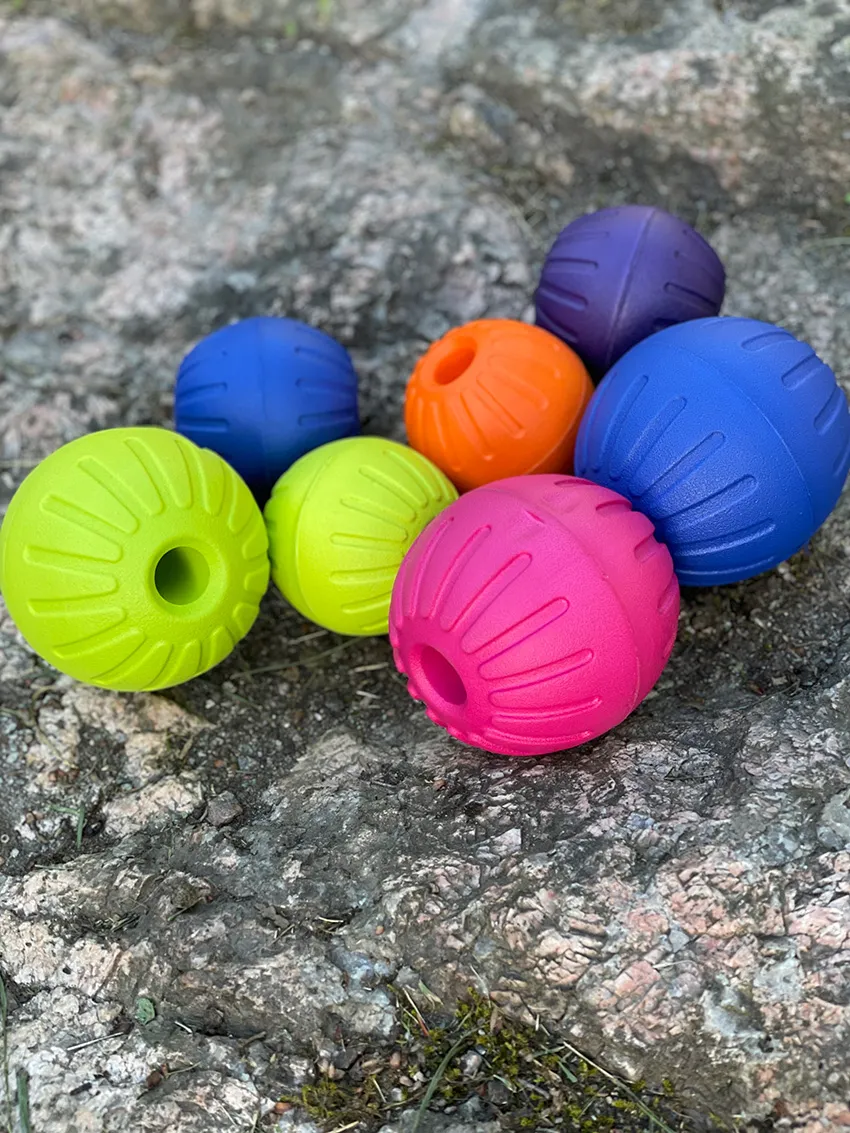 NewDog Foamboll hexaband hundboll 7 cm flytande