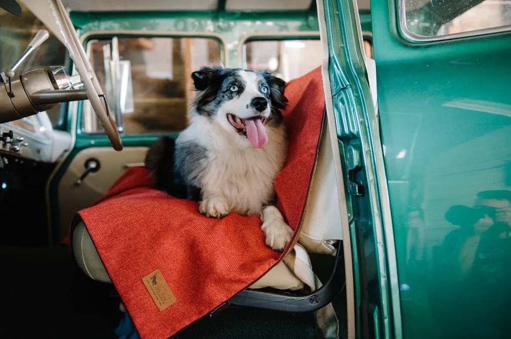 P.L.A.Y. Luxe Throw hundfilt vattenavvisande