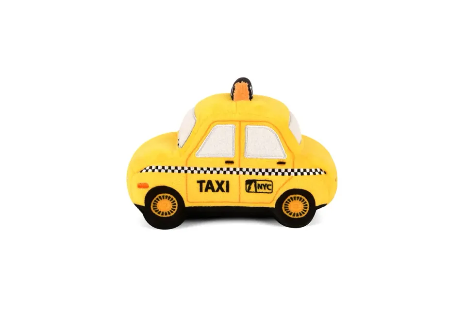 P.L.A.Y. Canine Commute New Yap City Taxi hundleksak gul mjuk