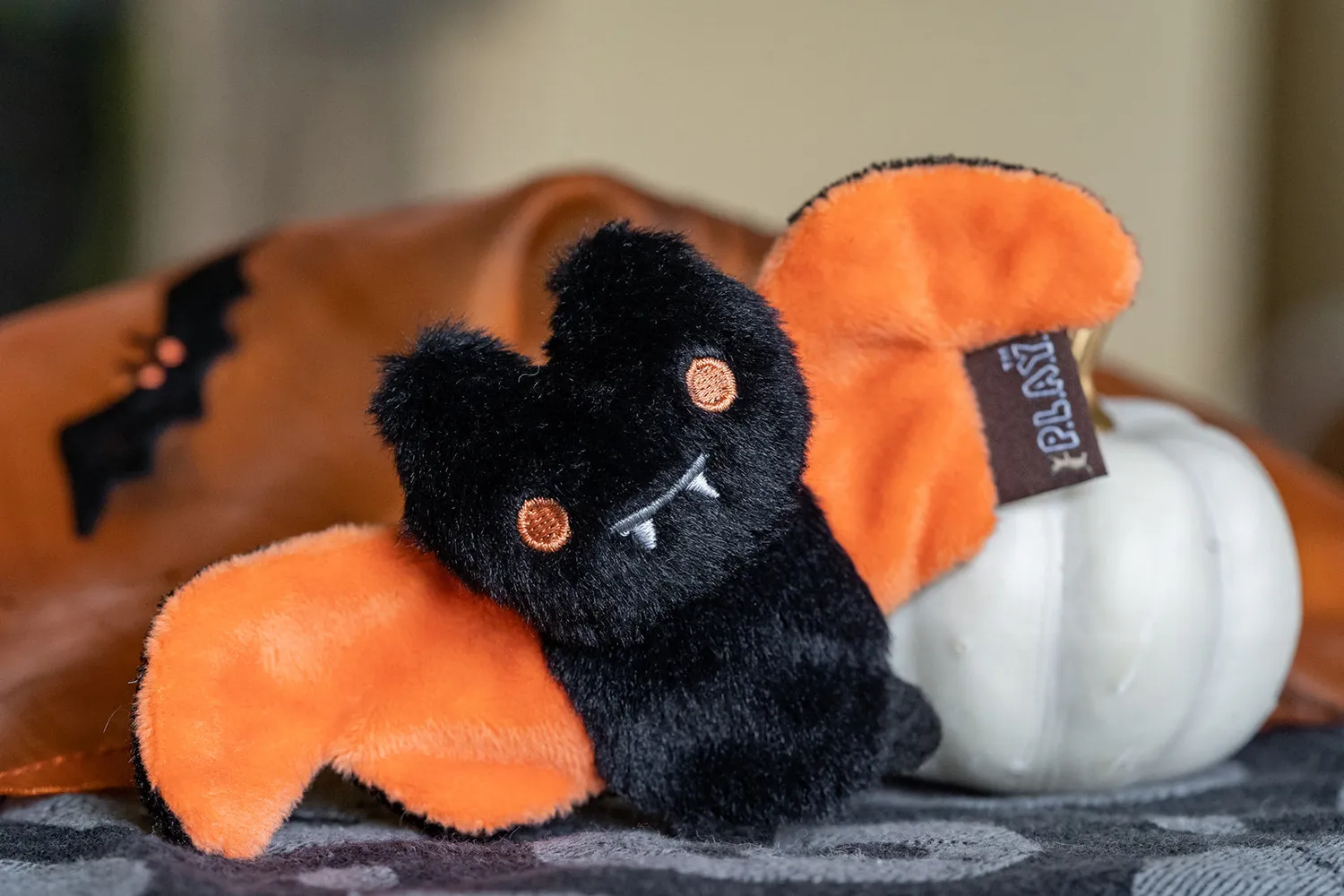 P.L.A.Y. Feline Frenzy Creepy Critters kattleksak kattmynta