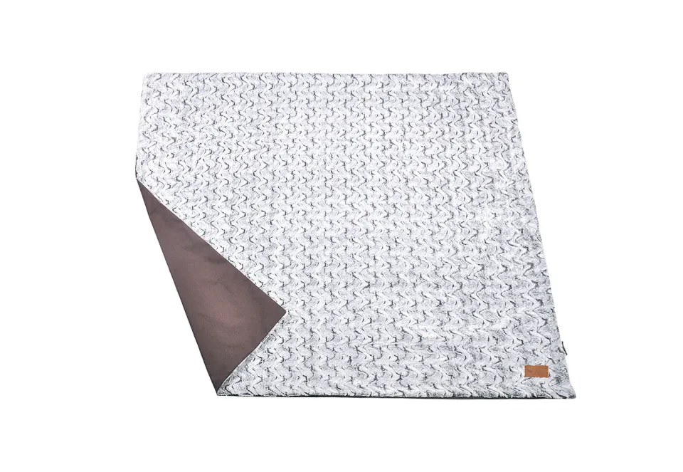 P.L.A.Y. Luxe Throw hundfilt vattenavvisande