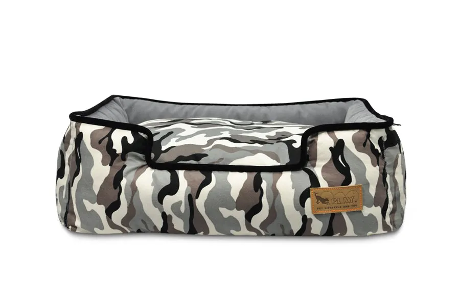 P.L.A.Y. Camouflage Lounge Bed hundsäng M tvättbar