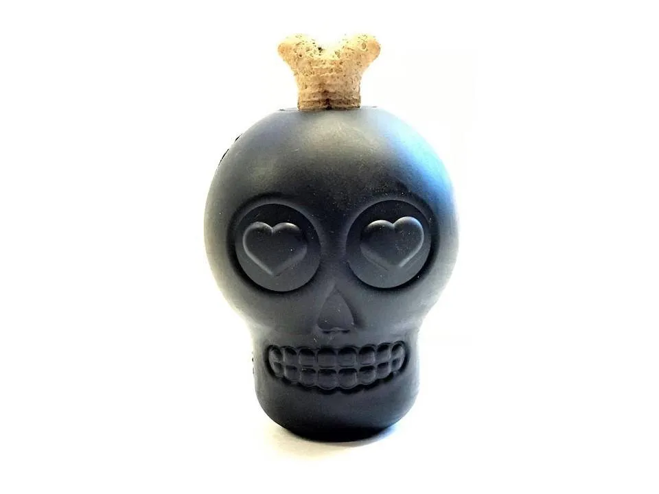 SodaPup Magnum Sugar Skull tuggleksak large svart godisfyllning