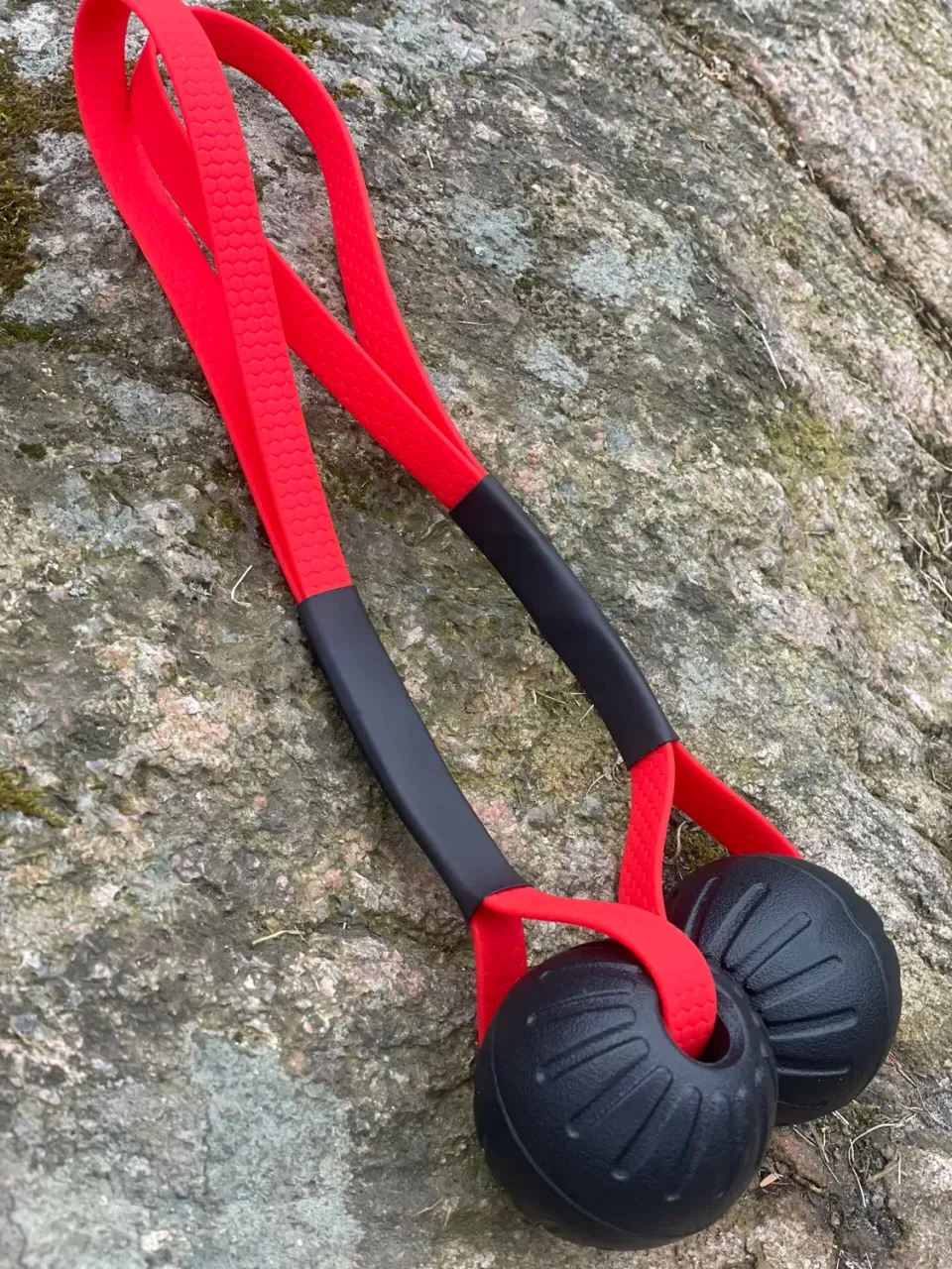 NewDog Foamboll belöningsboll 9 cm med handtag