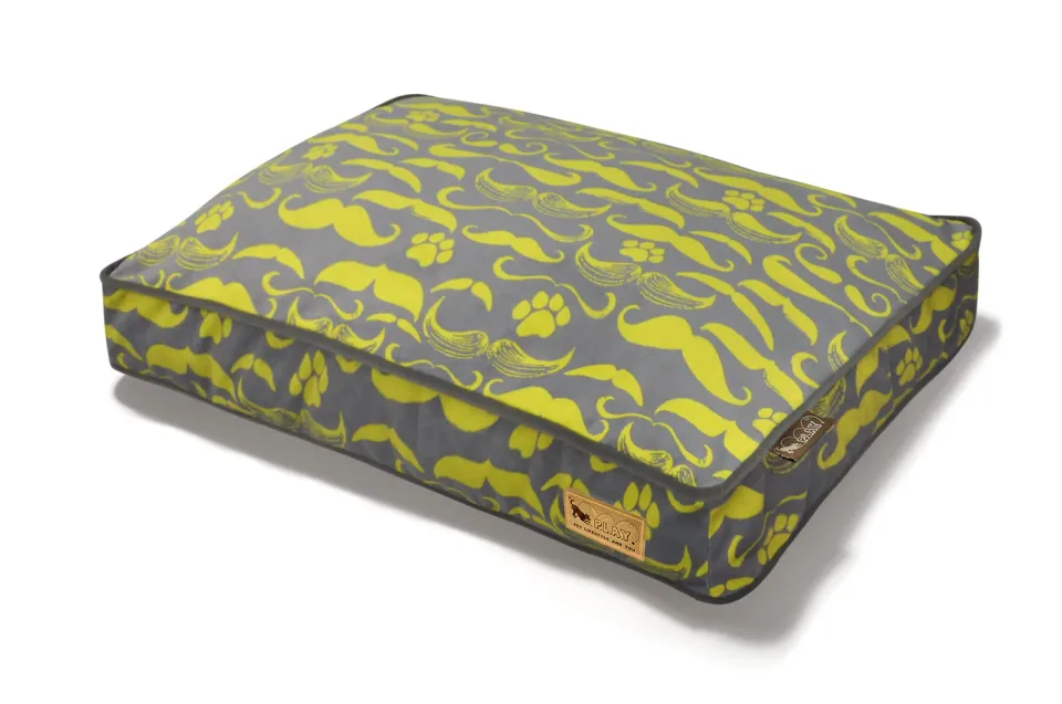 P.L.A.Y. Mustache hundbädd sammet Midnight Gray