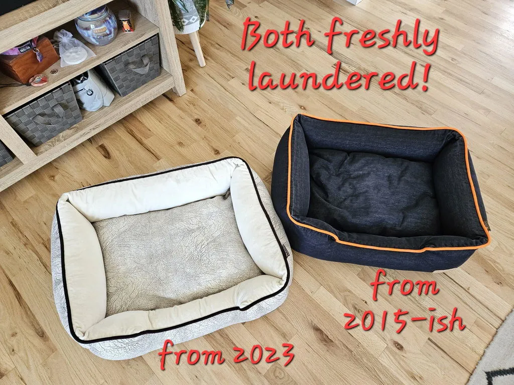 P.L.A.Y. Savannah Lounge Bed hundbädd vändbar S-XL